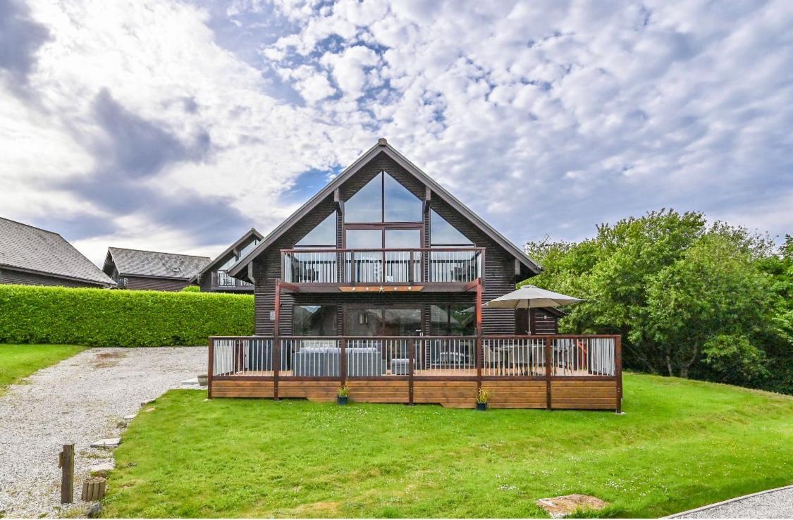 3 Bed Lodge With Ev Point トルーロー エクステリア 写真