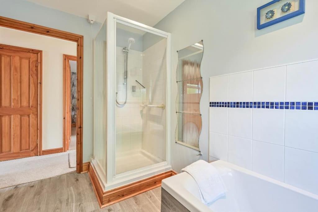 3 Bed Lodge With Ev Point トルーロー エクステリア 写真